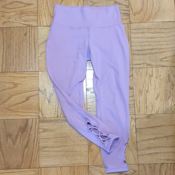 Old Navy Pants - Old Navy yoga leggings Old Navy Pants - Old Navy yoga leggings